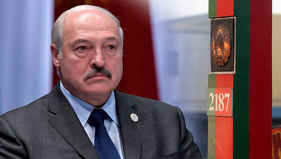 Лукашенко заявил, что государство обязано было перекрыть границу с Украиной